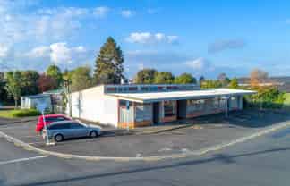 SUPURB SUBURBAN COMMERCIAL - REDEVELOP OR RENOVATE