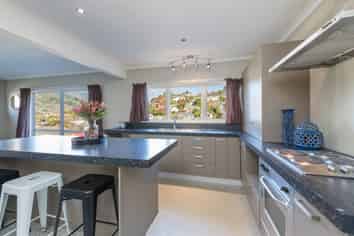 107 Toi Toi Street, Toi Toi