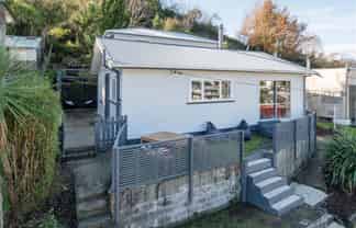 107 Toi Toi Street, Toi Toi