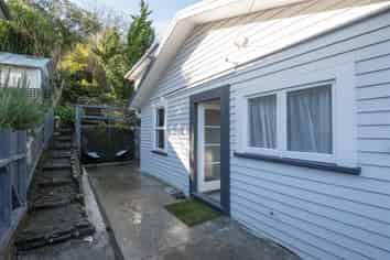 107 Toi Toi Street, Toi Toi