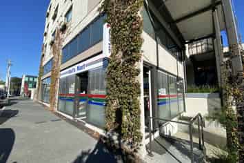 Central Retail Location