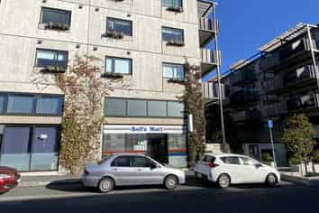 Central Retail Location