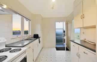 4/28 Hawkins Street, Meadowbank