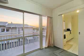 4/28 Hawkins Street, Meadowbank