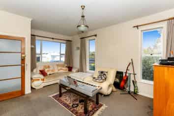 188 Seaview Road, Westown