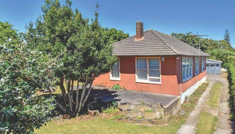 31 Coates Crescent, Panmure