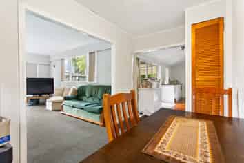 58 Rosella Road, Mangere East