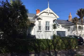 4 Castle St, Mount Eden