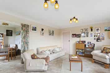 16 Mansels Road, Greerton