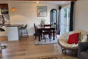 12a Karamu Street, Te Atatu Peninsula