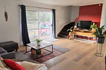 12a Karamu Street, Te Atatu Peninsula