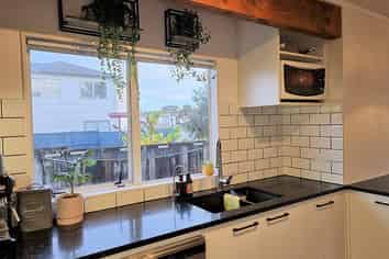 12a Karamu Street, Te Atatu Peninsula