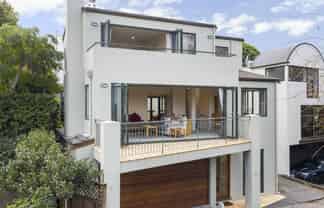 2/43 Waimarie Street, Saint Heliers