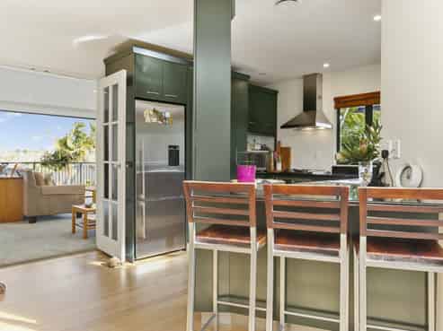 2/43 Waimarie Street, Saint Heliers