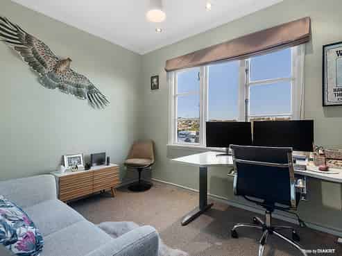 138 Maupuia Road, Miramar