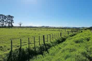 75A Bickers Road, Te Kopuru