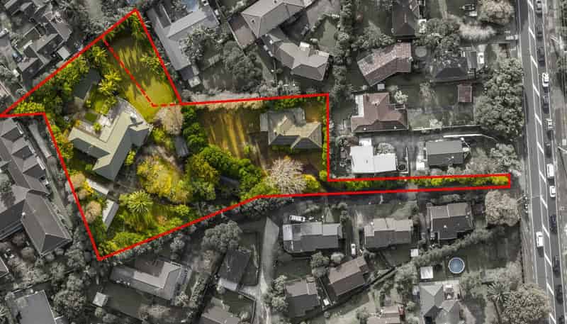 209 Lake Road, Belmont