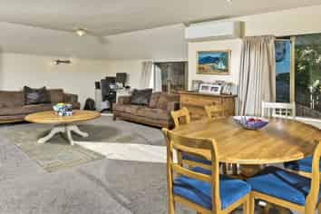 14 Eagle Place, Red Beach