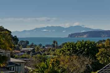 14 Eagle Place, Red Beach