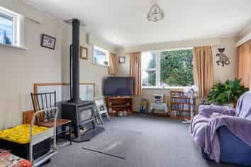 15 Crowther Street, Shannon