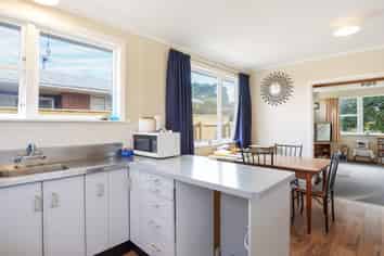 15 Crowther Street, Shannon