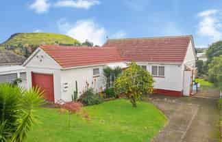 13 Court Crescent, Panmure