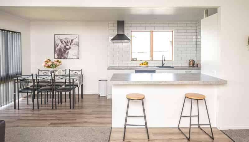 10 Banks Place, Tawhero