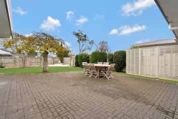 34 MacMurdo Avenue, Glenview