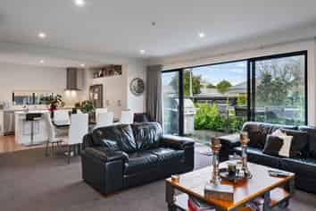 43 Winton Street, Saint Albans