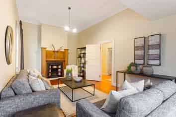 7 Leslie Avenue, Sandringham