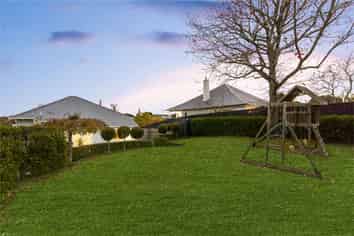 7 Leslie Avenue, Sandringham