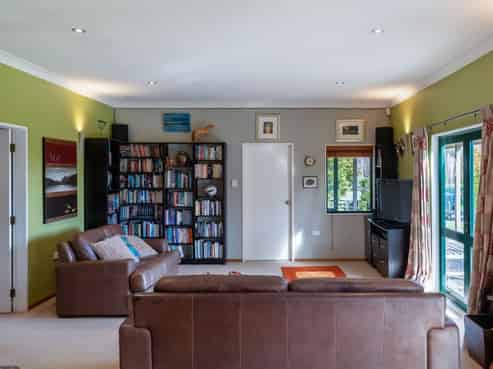 205 Peka Peka Road, Peka Peka