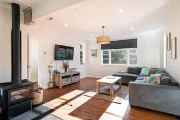 9 Almond Street, Waitati