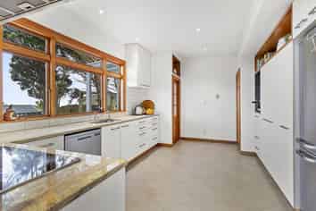 172 Buckley Road, Southgate