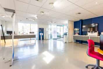 High Quality Office Plus Storage