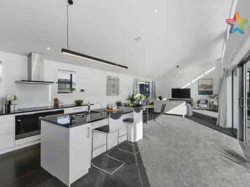 11 Troon Crescent, Boulcott