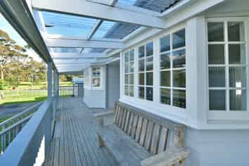 1 Mary Keane Lane, Parakai