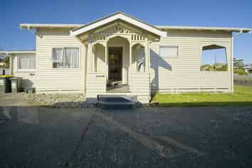 188 Stafford Street, Hokitika