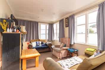 5 Buller Grove, Naenae