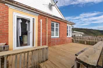 5 Buller Grove, Naenae