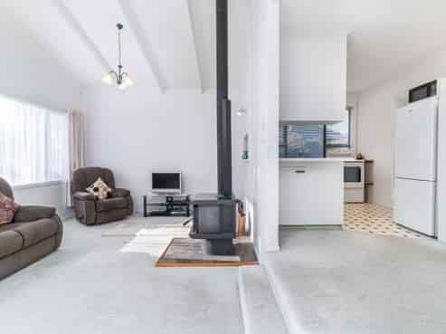 48 West-Watson Avenue, Hillmorton