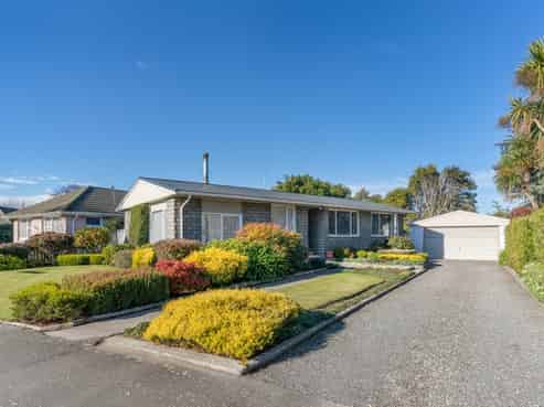 48 West-Watson Avenue, Hillmorton