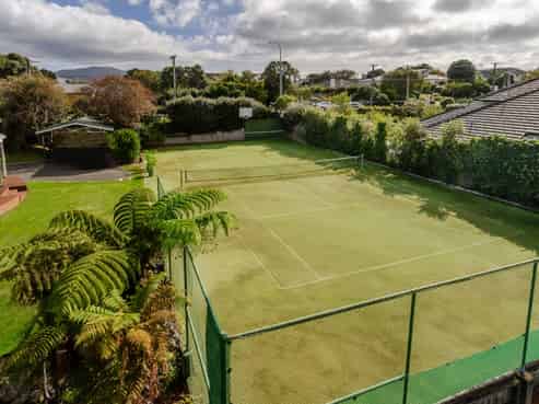 32 Golf Road, Paraparaumu Beach