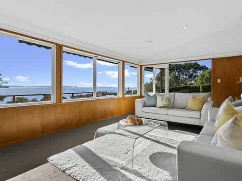 47 Churchill Road, Murrays Bay