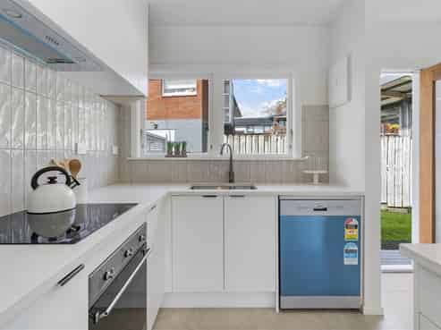 2/42 Juliet Avenue, Howick