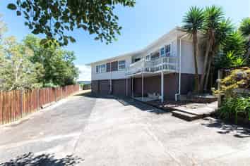 6 Edgewood Way, Henderson