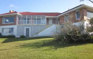 115 Sunrise Avenue, Murrays Bay