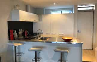 6R/435 New North Road, Kingsland