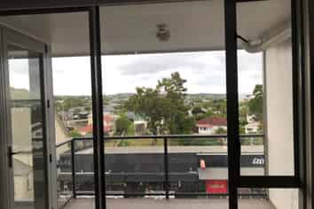 6R/435 New North Road, Kingsland