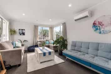 13 Harwell Place, Mangere